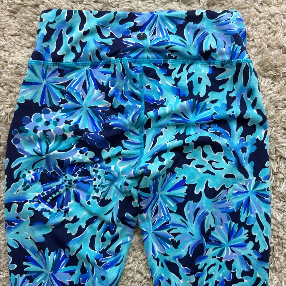 Lilly Pulitzer Luxletic leggings - Picture 4 of 6